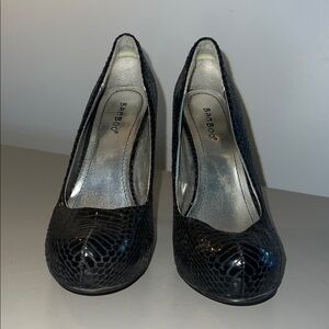 BAMBOO Size 7 All Man-Made Material Pre-owned Black Heels No Box